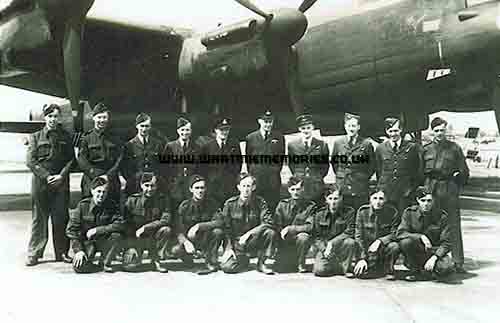 F/O Gibson, aircrew & ground crew 1944